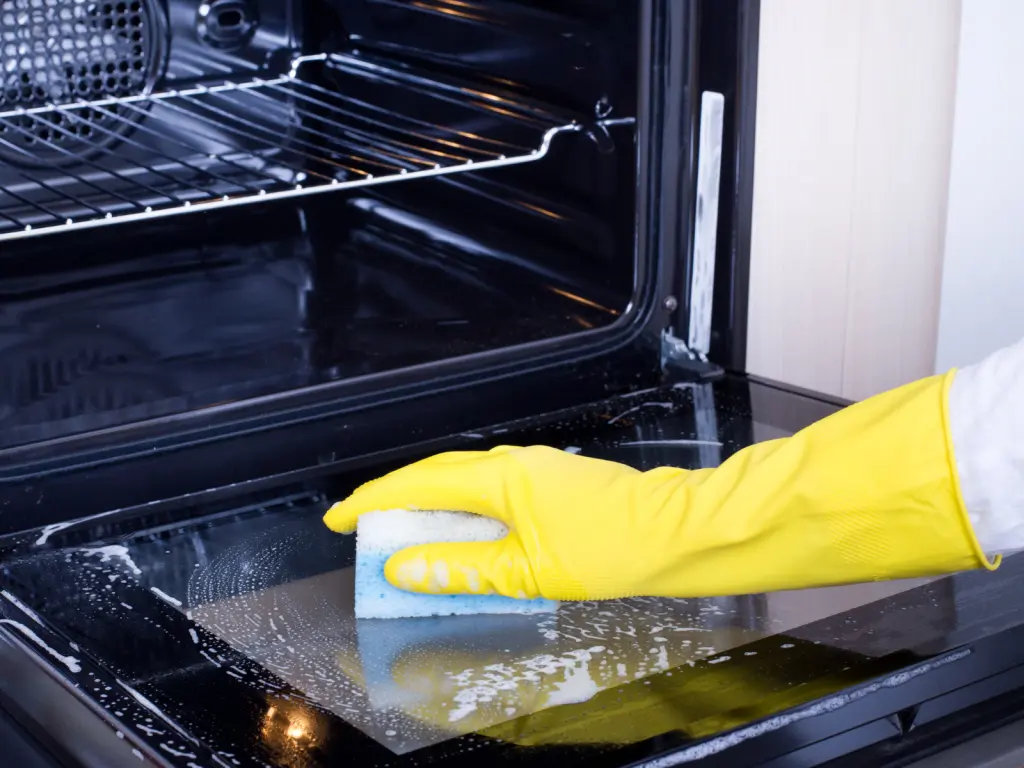 Final stages of an oven clean in peterborough